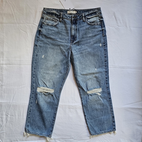 Hidden Denim - NWT Hidden Tracey Crop Straight Distressed Shabby Chic Jeans Size 31